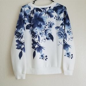 Forever 21 Blue Floral Crewneck Sweater